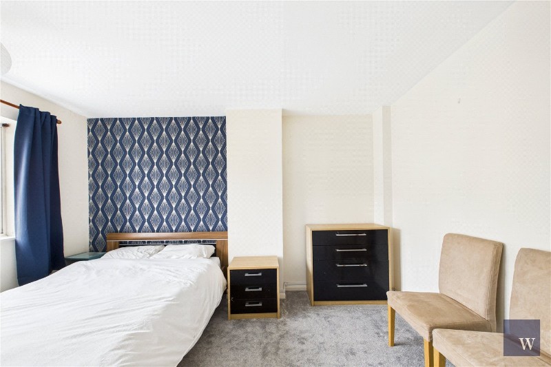 Amesbury Avenue, London, SW2