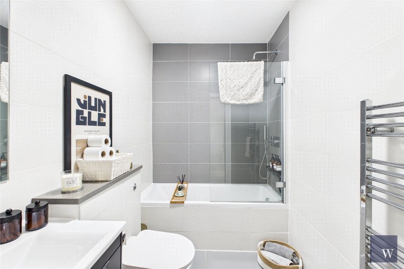 Conyers Road, London, SW16