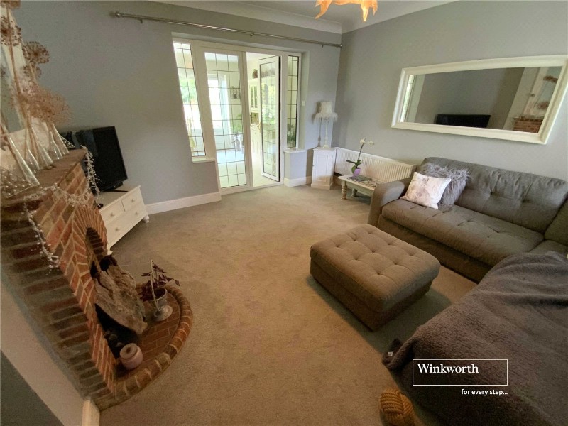 Shelley Close, Highcliffe, Dorset, BH23