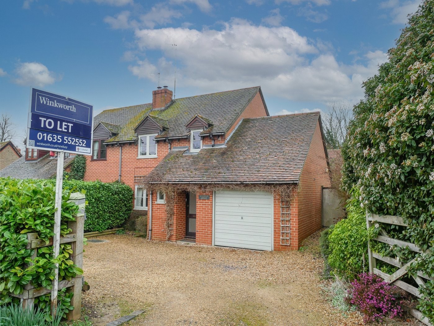 3 bedroom property to rent in Bury Lane, West Ilsley, Newbury