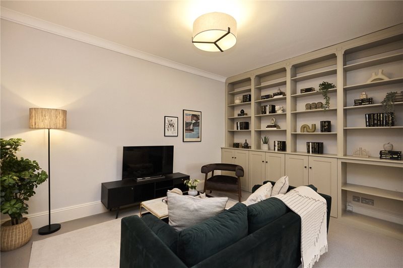 Ordnance Mews, London, NW8