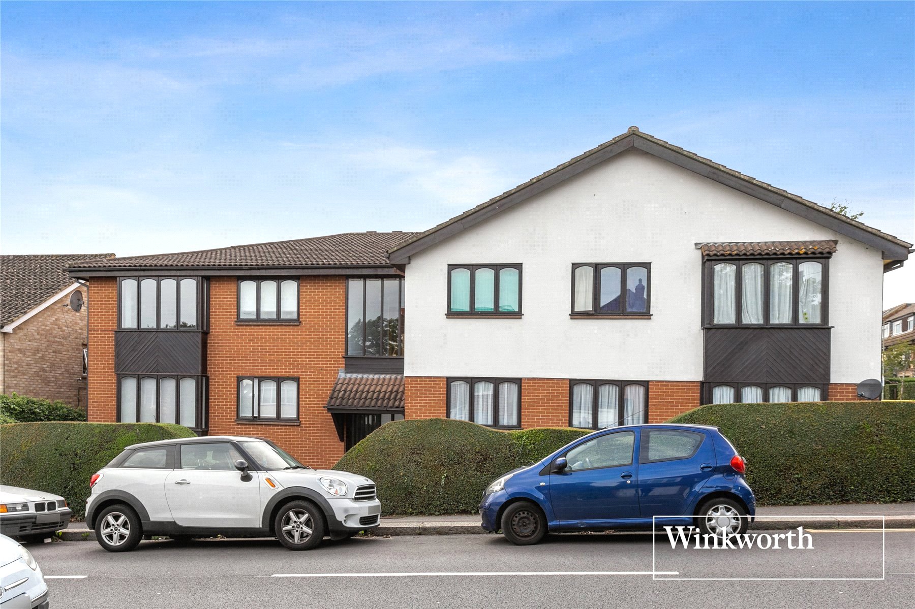 1 bedroom property for sale in Woodville Road, New EN5 (Ref