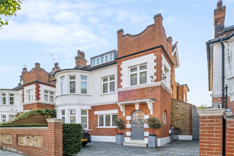 Larpent Avenue, London, SW15