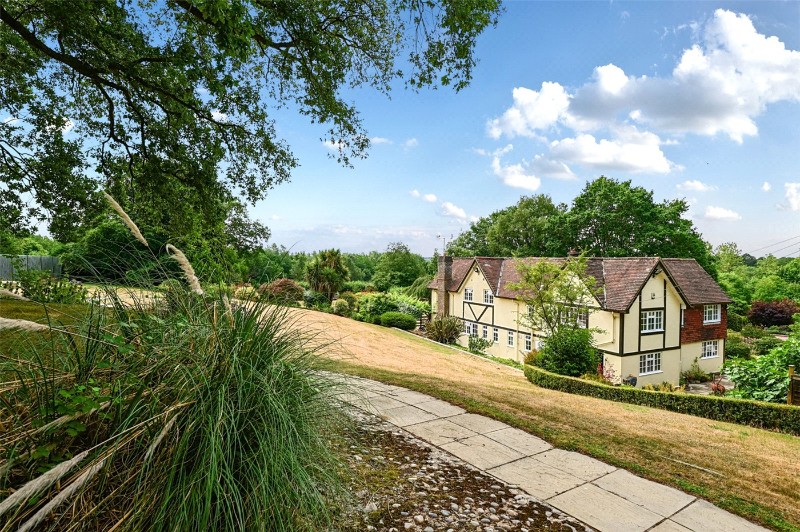 White Horse Lane, Finchampstead, Wokingham, Berkshire, RG40
