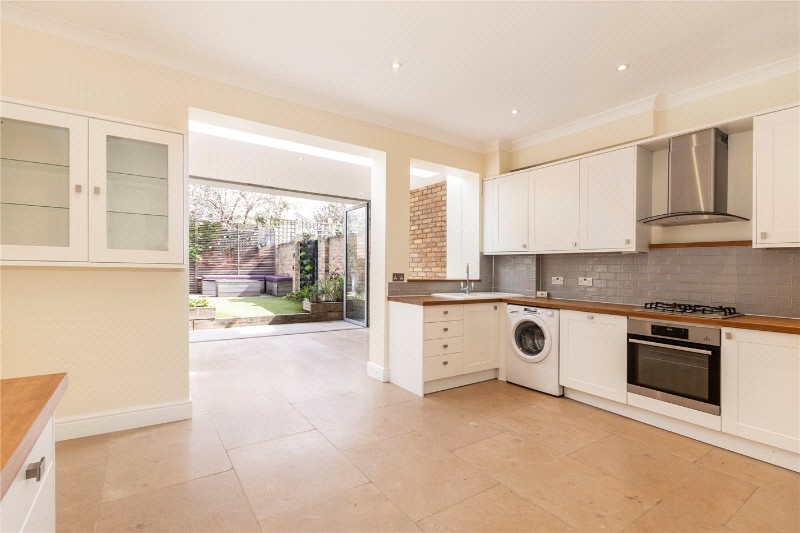 Gassiot Road, London, SW17