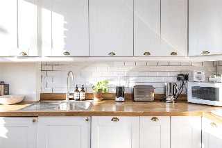 Barcombe Avenue, London, SW2