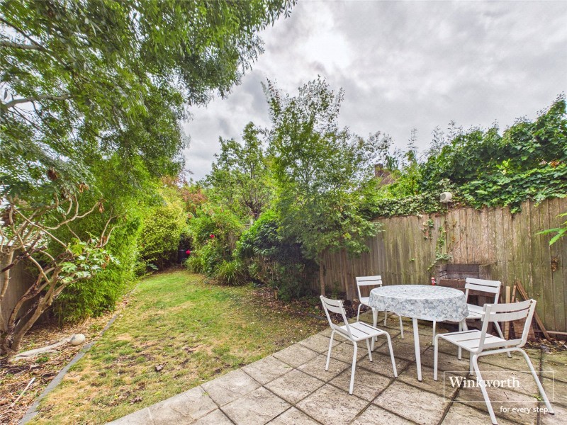 Newark Way, Hendon, NW4