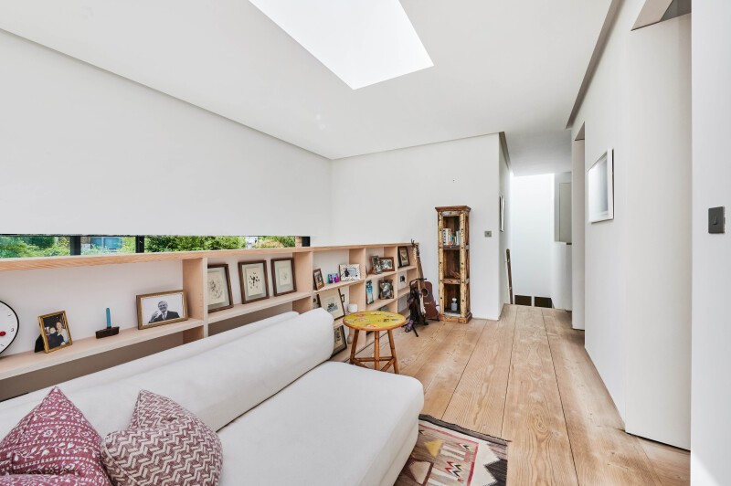 Glentham Road, Barnes, London, SW13