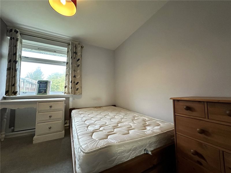 Eton Place, Farnham, Surrey, GU9