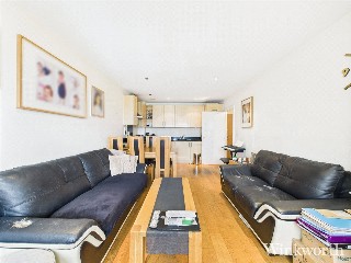 Drayton Green Road, London, W13