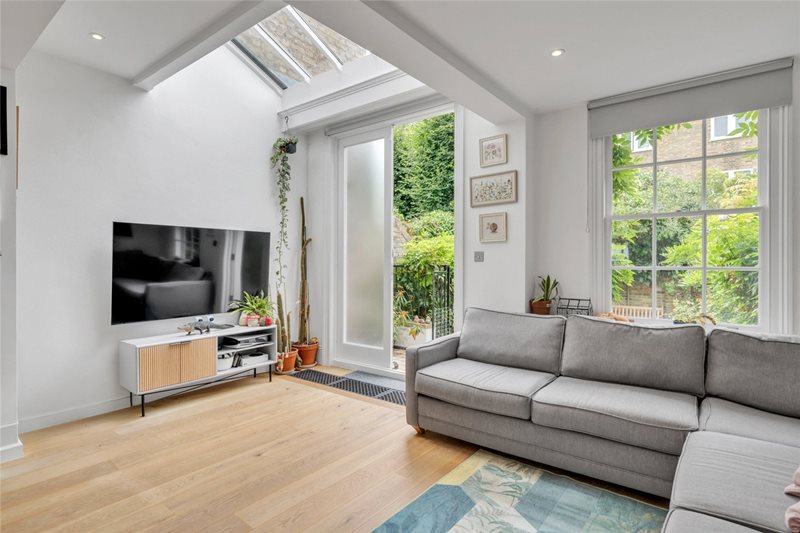 Ordnance Hill, London, NW8
