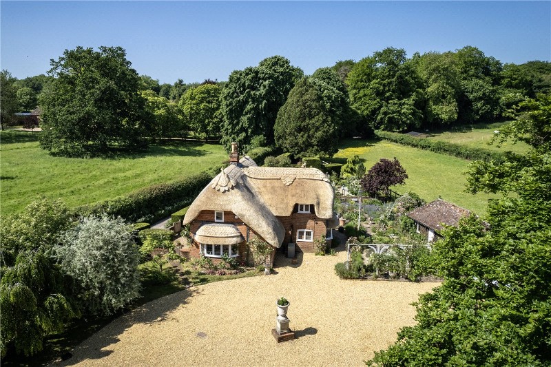 Tunworth, Hampshire, RG25