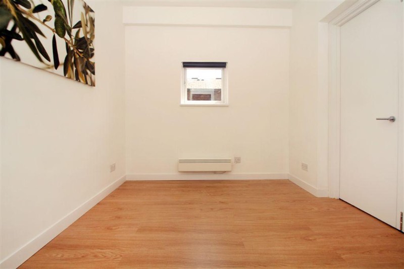 Rosebery Court, London, EC1R