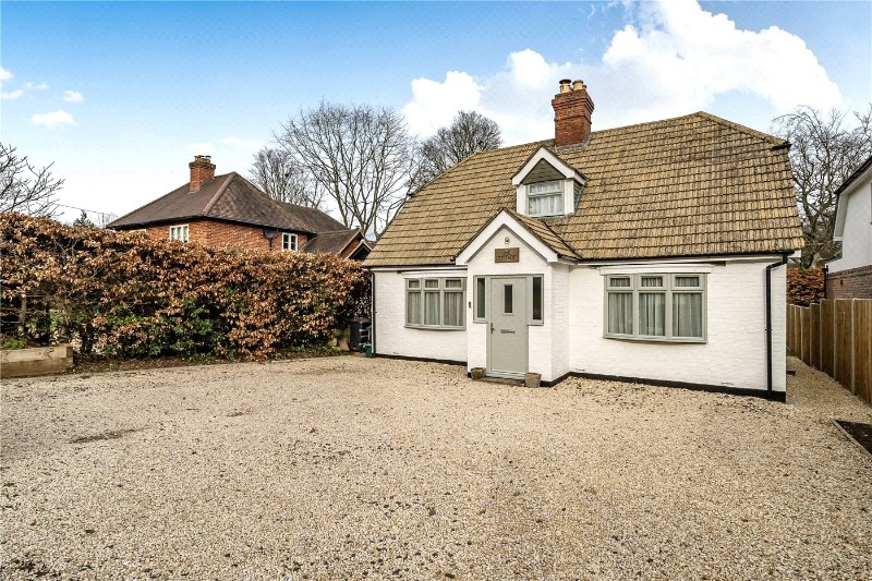 Crossways, Churt, Farnham, Surrey, GU10
