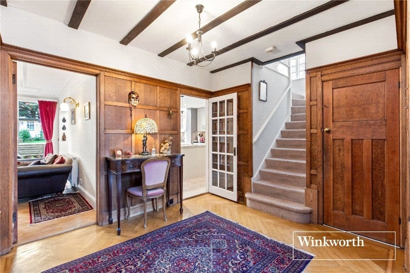 Friars Avenue, Whetstone, London, N20