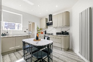 Idlecombe Road, London, SW17
