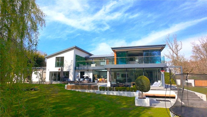 Ashford Hill Road, Headley, Thatcham, Hampshire, RG19