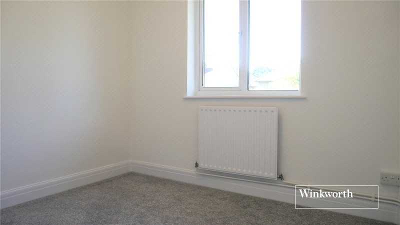 Connaught Road, Barnet, EN5