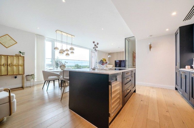 Inglis Way, Mill Hill East, London, NW7