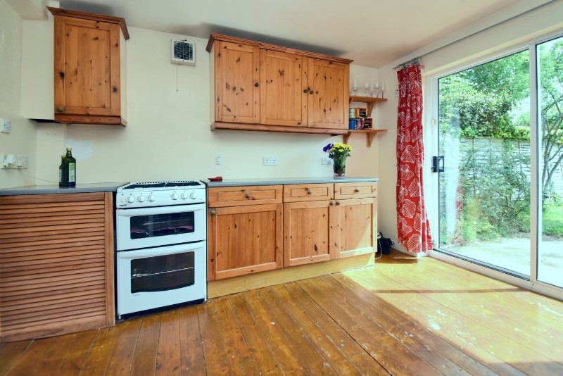 Merrilands Road, Worcester Park, Surrey, KT4