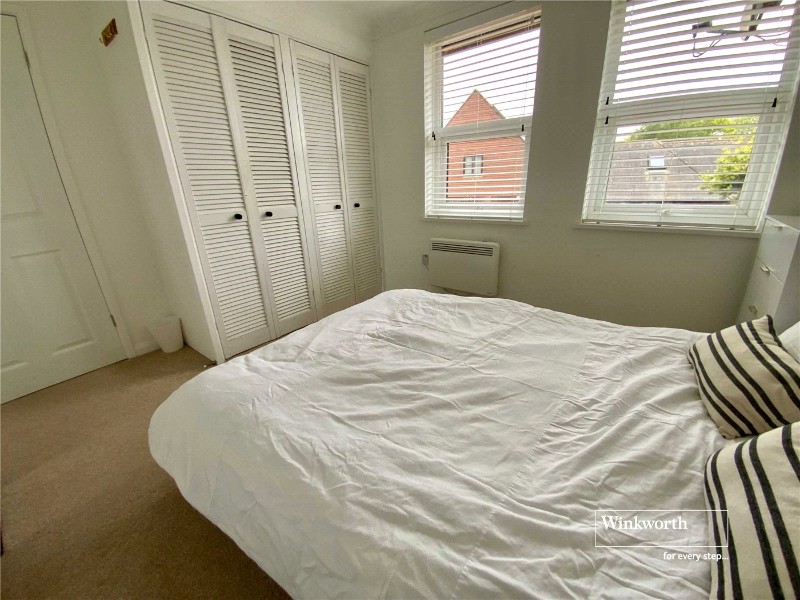 104 Bargates, Christchurch, Dorset, BH23