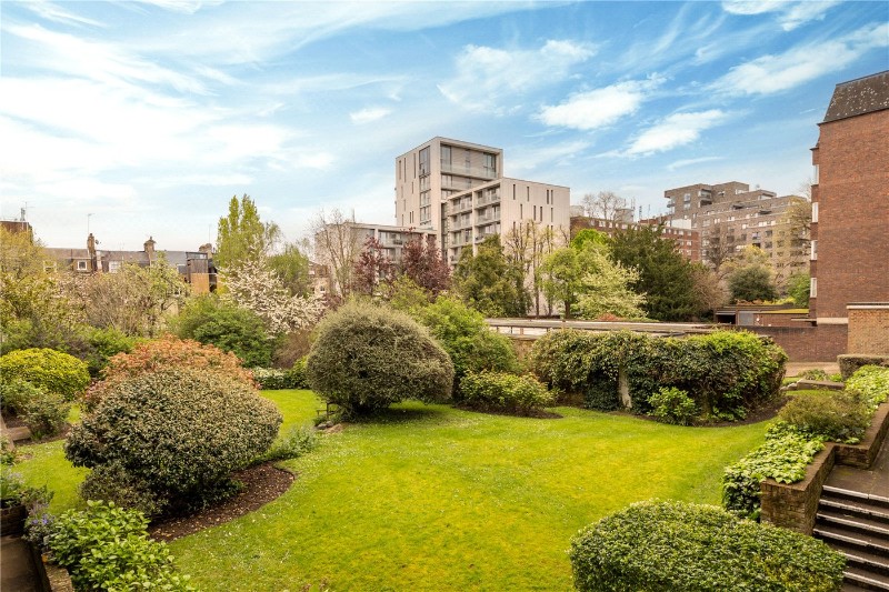 Putney Hill, London, SW15