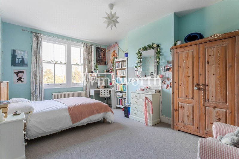 Fox Lane, London, N13