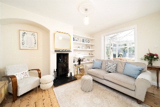 Hobbes Walk, London, SW15