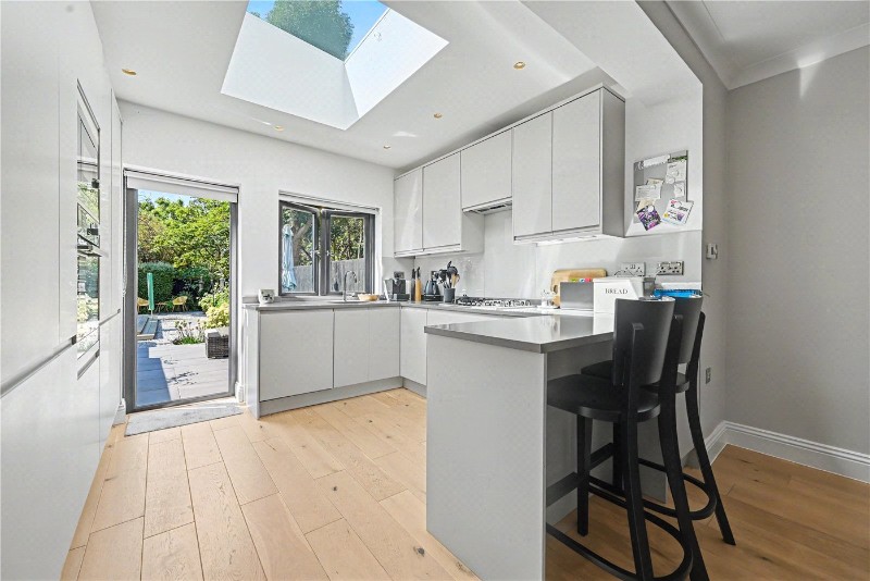 Dartmouth Road, London, NW2