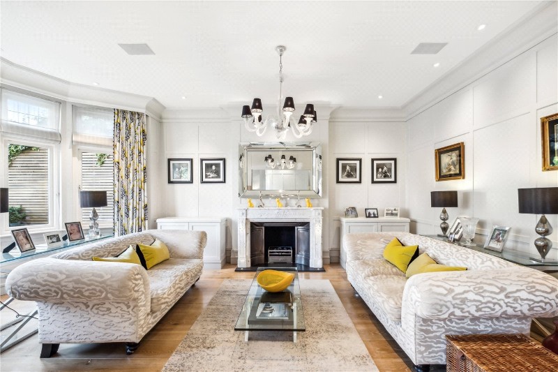 Larpent Avenue, London, SW15