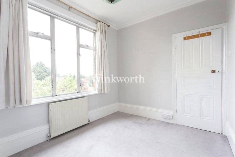 Riverway, London, N13