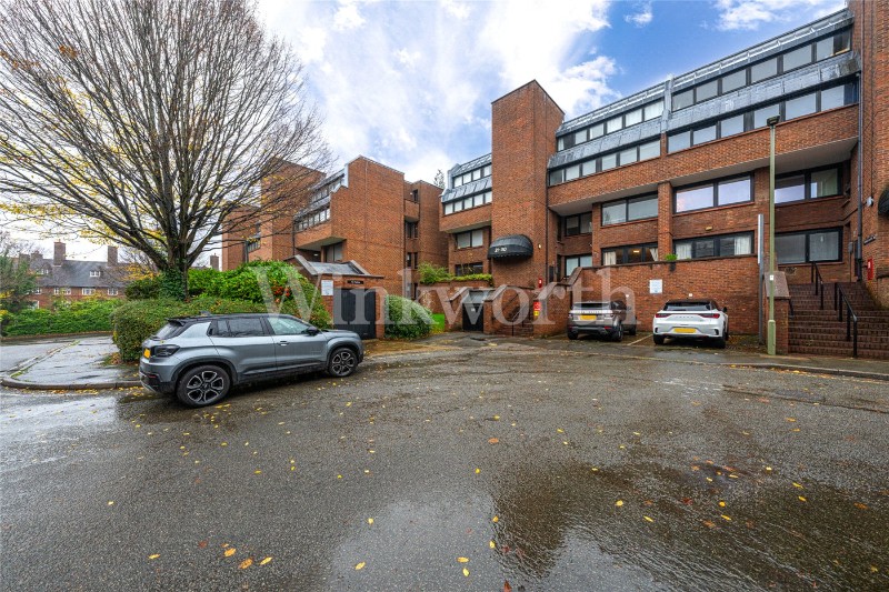 Britten Close, London, NW11