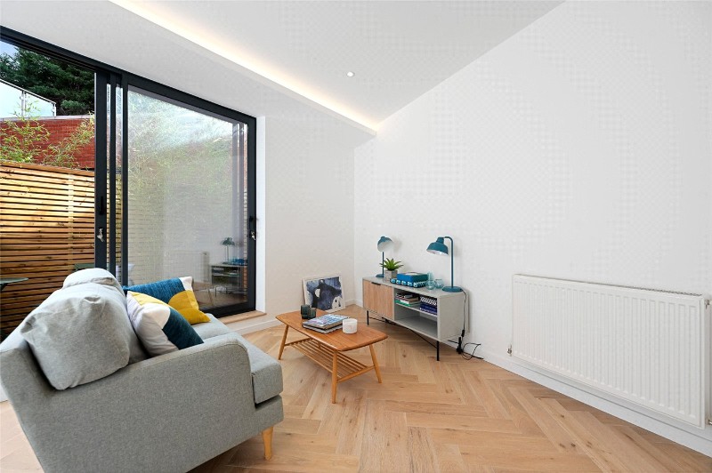 Jeddo Road, London, W12