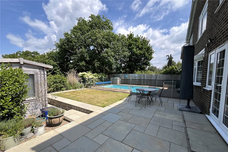 The Marlowes, Newbury, Berkshire, RG14