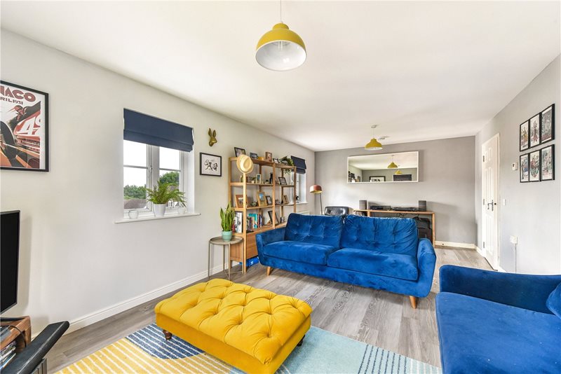 Luker Drive, Petersfield, Hampshire, GU31