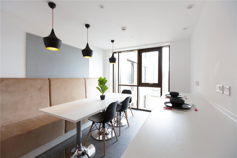 Walpole House, 403 New Cross Road, London, SE14