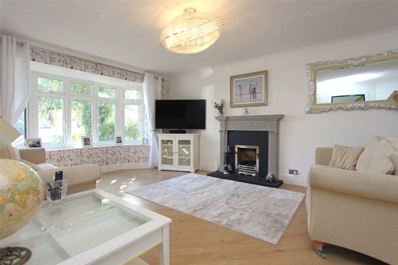 Trinity Road, Rayleigh, Essex, SS6