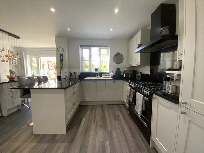 Fruitfields Close, Devizes, Wiltshire, SN10