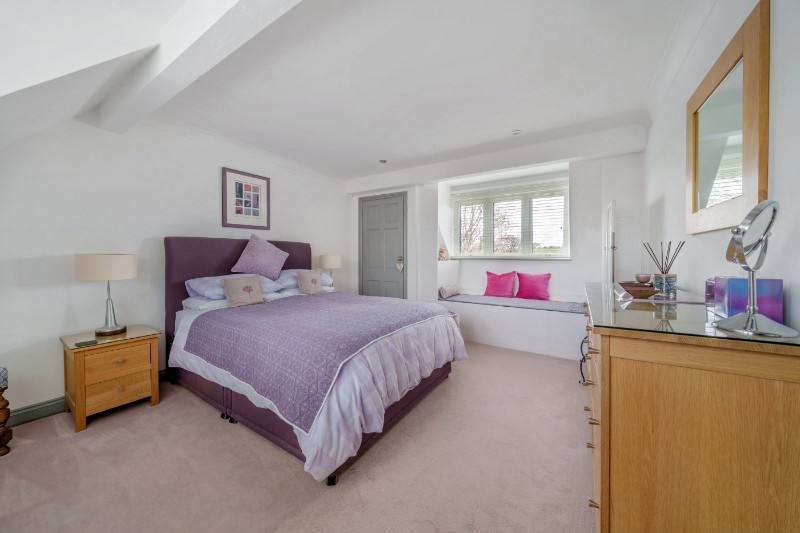 Cold Ash Hill, Cold Ash, Thatcham, Berkshire, RG18