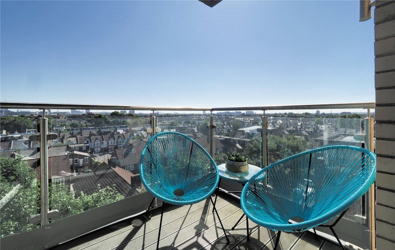Leighfield Court, Colonnade Gardens, London, W3