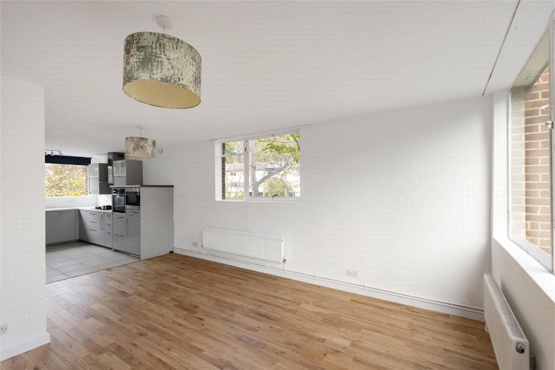 Auckland Road, London, SE19