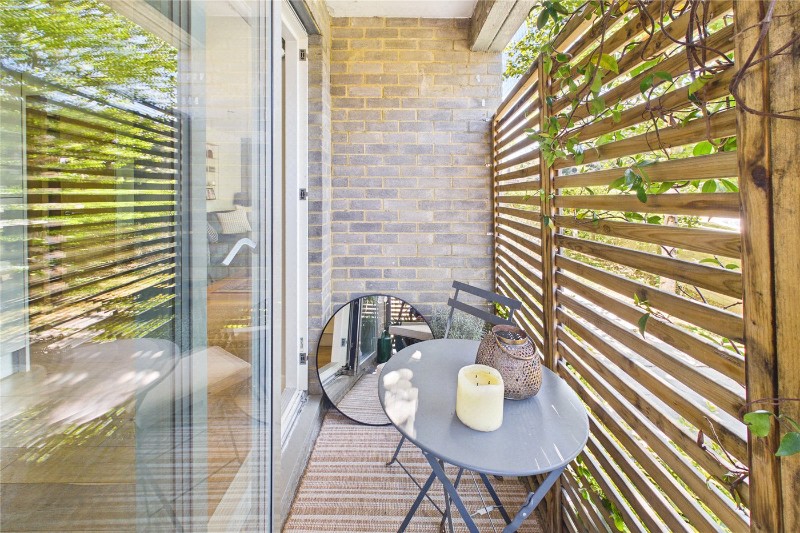 Palace Road, London, SW2