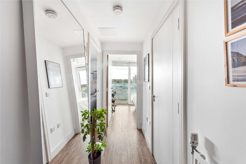 Roseberry Place, LONDON, E8