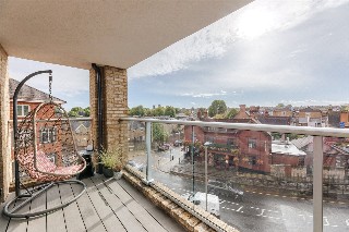 Putney Bridge Road, London, SW18