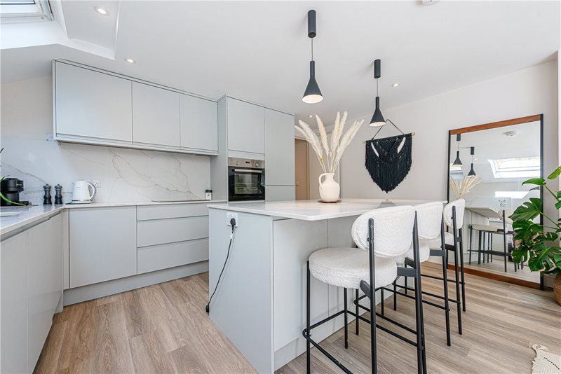 Purves Road, London, NW10