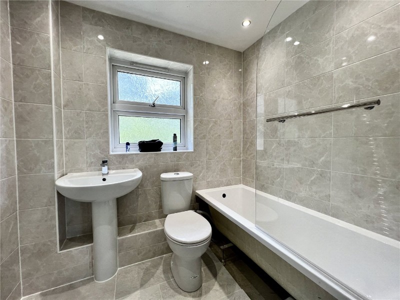High Greeve, Wootton, Northampton, NN4