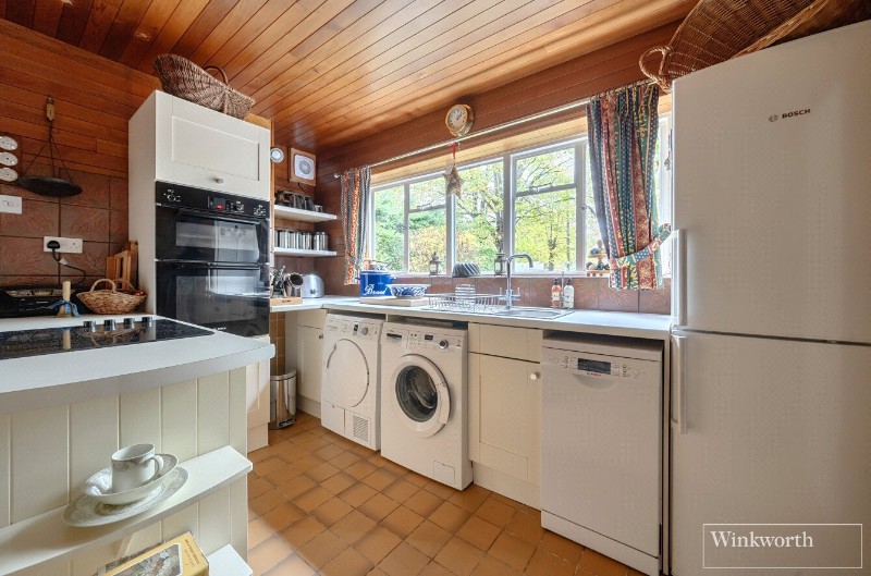 The Avenue, Chobham, Woking, Surrey, GU24