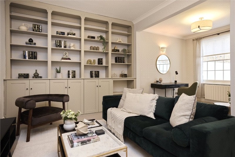 Ordnance Mews, London, NW8
