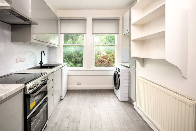 London Road, Bath, Somerset, BA1