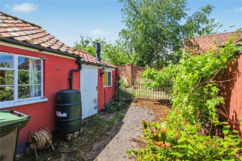 Bramfield Road, Wenhaston, Halesworth, Suffolk, IP19